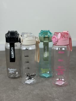Botella Masha por mayor (Pack de 12 unidades a $120 c/u)